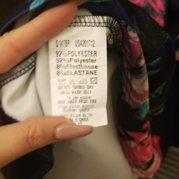 Skater length mini dress - Picture 4 of 6